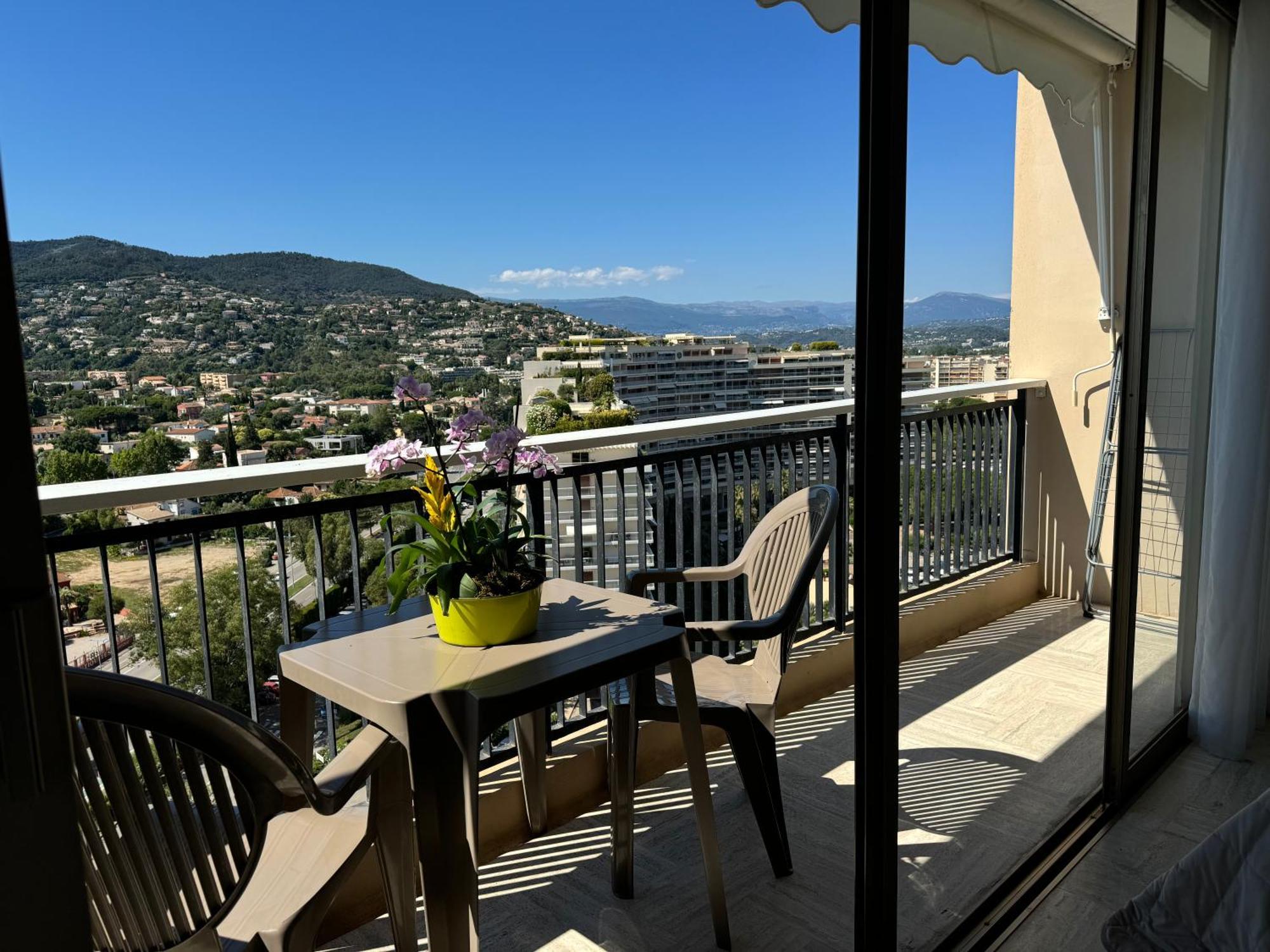 My Resid Appart Cannes Vue Marina Et Vue Montagne Mandelieu La Napoule Luaran gambar