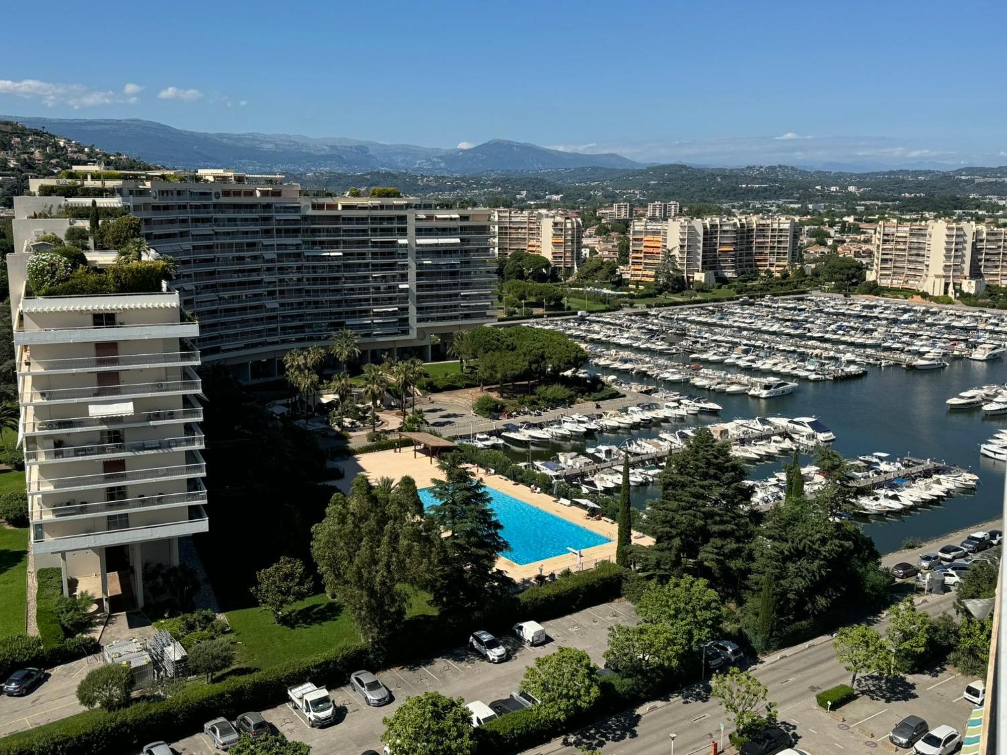 My Resid Appart Cannes Vue Marina Et Vue Montagne Mandelieu La Napoule Luaran gambar