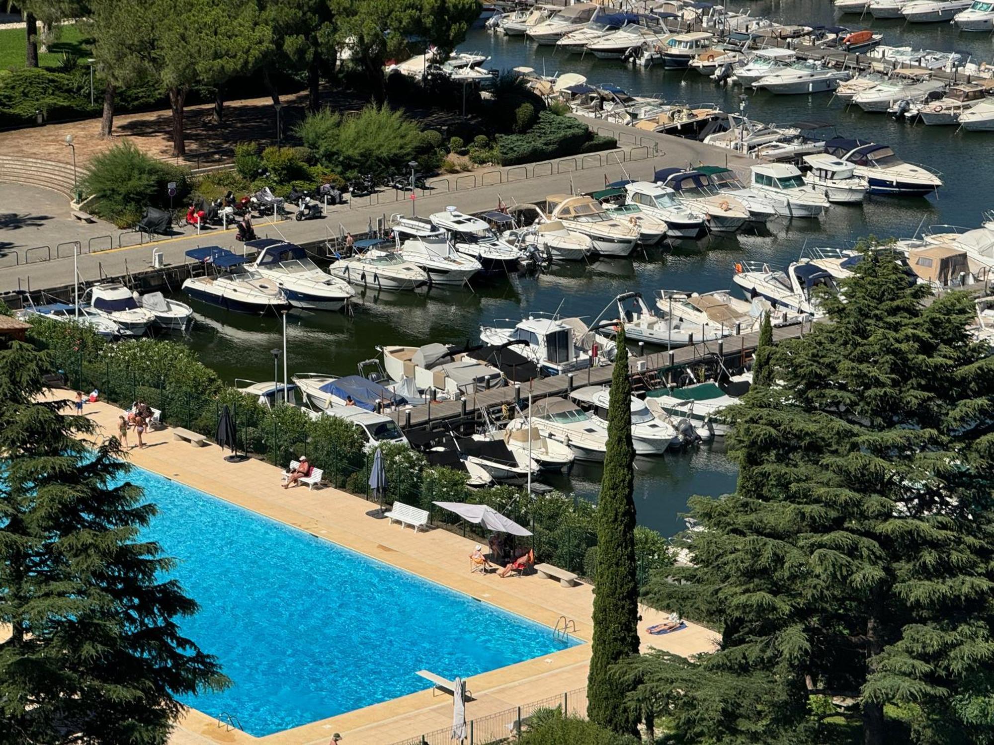 My Resid Appart Cannes Vue Marina Et Vue Montagne Mandelieu La Napoule Luaran gambar
